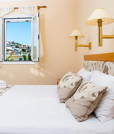 Syros Atlantis Rooms