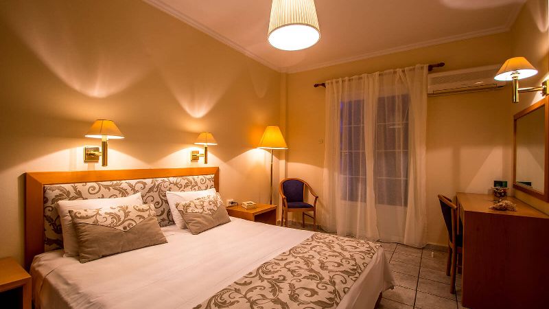 Superior Triple Room Syros Atlantis Hotel